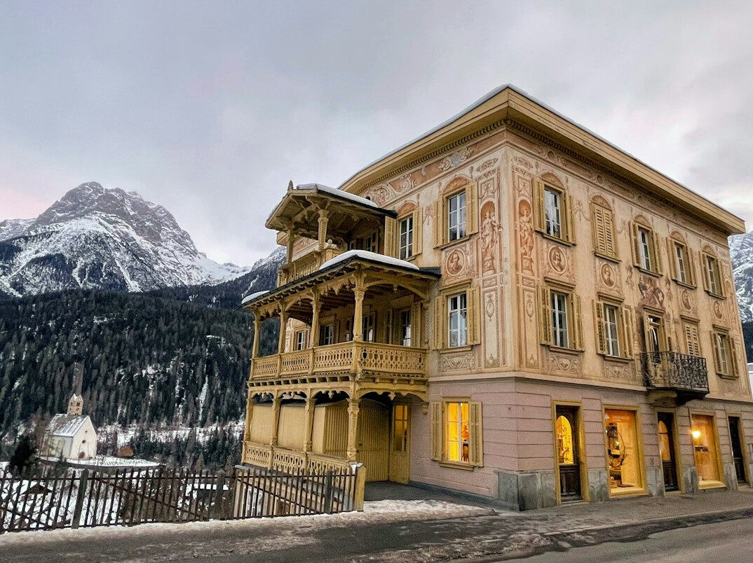 swiss bank building